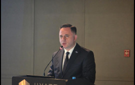Yenidən sədr seçildi