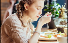 Uzun &ouml;m&uuml;r &uuml;&ccedil;&uuml;n ən yaxşı nahar: Əzələ və beyin dostu