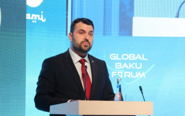 Qlobal Bakı Forumunda “Yeni dünya düzənində orta güclər” mövzusunda panel iclası keçirilir 