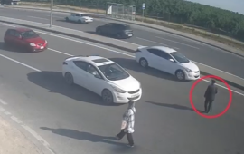Bakıda yaşlı kişi qəzaya səbəb oldu  Özü isə ölümdən son anda xilas oldu 