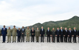 Laçında İlham Əliyevin Pakistanın Baş naziri ilə nahar əsnasında geniş tərkibdə görüşü olub 