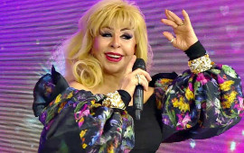 Əməkdar artist plastik əməliyyat etdirdi  FOTO
