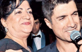 "Milyonlar qazanır, amma mənə ayda cəmi..."  Anasından Özcana sərt sözlər 