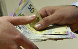 &Uuml;&ccedil; uşaqlı ailələrə bayram &ouml;ncəsi ŞAD XƏBƏR