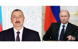 İlham Əliyev təyyarədə olarkən Vladimir Putinə zəng edib