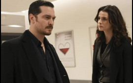 Reytinqli serialdakı qadının əxlaqsız təklif səhnəsi müzakirə yaratdı  FOTO