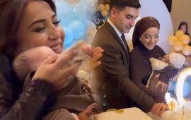 40 g&uuml;nl&uuml;k nəvəsinə məclis etdi