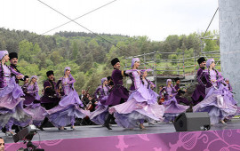 Şuşada “Xarıbülbül” musiqi festivalının açılışı oldu 