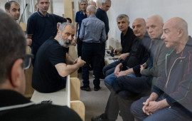 Ermənistan silahlı qüvvələrinin Kəlbəcərdə dinc əhalini, uşaqları atəşə tutması ilə bağlı zərərçəkmiş şəxslər məhkəmədə ifadə veriblər 