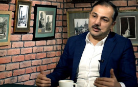 "Ağa Kərimə, Ağa Mirzəyə ustad deyib, ona da deyə bilmərəm!"