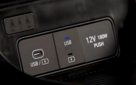 Avtomobiliniz &uuml;&ccedil;&uuml;n gizli təhl&uuml;kə: Bir USB ilə b&uuml;t&uuml;n sistemi sıradan &ccedil;ıxara bilərsiniz