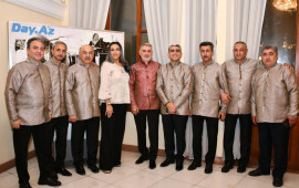 Teyyub Aslanovun “Dostlarımla birgə...” adlı solo konserti keçirilib  FOTO