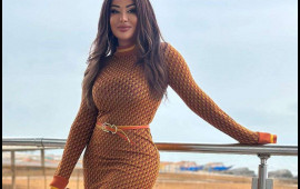 Bu da "Göyçək Fatimə"nin sökdürüb yenidən tikdirdiyi dəbdəbəli BAĞ EVİ 