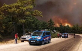 Türkiyədə meşə yanğınları kabusa çevrildi  16 kənd təxliyə olundu