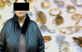 Dayə çalışdığı evdən 60 min manatlıq oğurluq elədi, saxlanıldı 