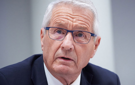 "Epşteyn işi"ndə adı hallanan ke&ccedil;miş Baş katib dəhşətli əmələ əl atdı