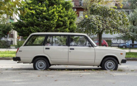 600 minə “04” SATILIR 