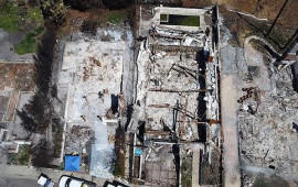 Yanmış villasını 5 milyona satışa çıxardı 