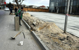 Bakıda piyada səkisini parkinqə &ccedil;evirmək istədilər  BŞİH hərəkətə ke&ccedil;di 