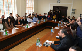 Teleradio Akademiyasında &ldquo;Mediada Azərbaycan dili&rdquo; m&ouml;vzusunda təlimlər başlanıb 