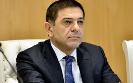 Sabiq icra baş&ccedil;ısından &ldquo;Şərurlu İsfəndiyar&rdquo;a sərt cavab