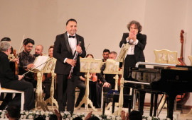 Filarmoniyada  Dövlət Kamera Orkestrinin və ABŞdan George Held konserti baş tutub  VİDEO  FOTO
