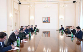 Prezident İlham Əliyev İranın m&uuml;dafiə və silahlı q&uuml;vvələrə dəstək nazirinin baş&ccedil;ılıq etdiyi n&uuml;mayəndə heyətini qəbul edib  FOTO