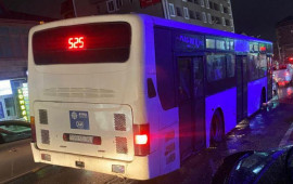 Bu marşrutdan istifadə edənlər təngə gəlib  "Bizimlə kobud davranırlar"