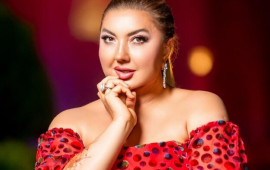 "Nazilə Şəbnəmi görəndə "siçan deşiyi" axtarır"