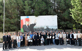 Məhərrəmlə Siracın medalları ailələrinə təqdim edildi