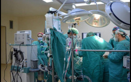 Azərbaycanda 13 il qız olan yeniyetməni əməliyyatla oğlan etdilər 