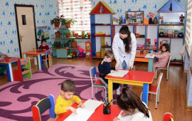 Bağçada işləmək istəyənlərin NƏZƏRİNƏ