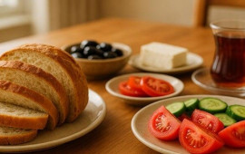 Səhər yeməyini &ouml;t&uuml;rsək nə baş verər?