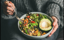 "Vegeterianlar az yaşayır"