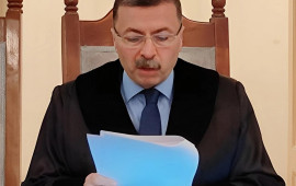 Azad Məcidov təqaüdə göndərildi