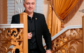"Sənin mahnıların zibillikdir"