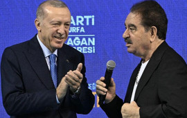 Ərdoğan Tatlısəslə duet oxudu 