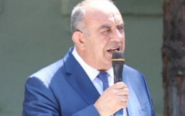 Saxlanılan icra başçısı, görün, kimin qohumudur