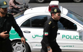 İranda silahlı hücum: İki polis əməkdaşı öldürüldü