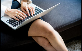 Kişi müdirin xanım işçiyə yazdığı mesajlar mənəvi təzminatla bitdi